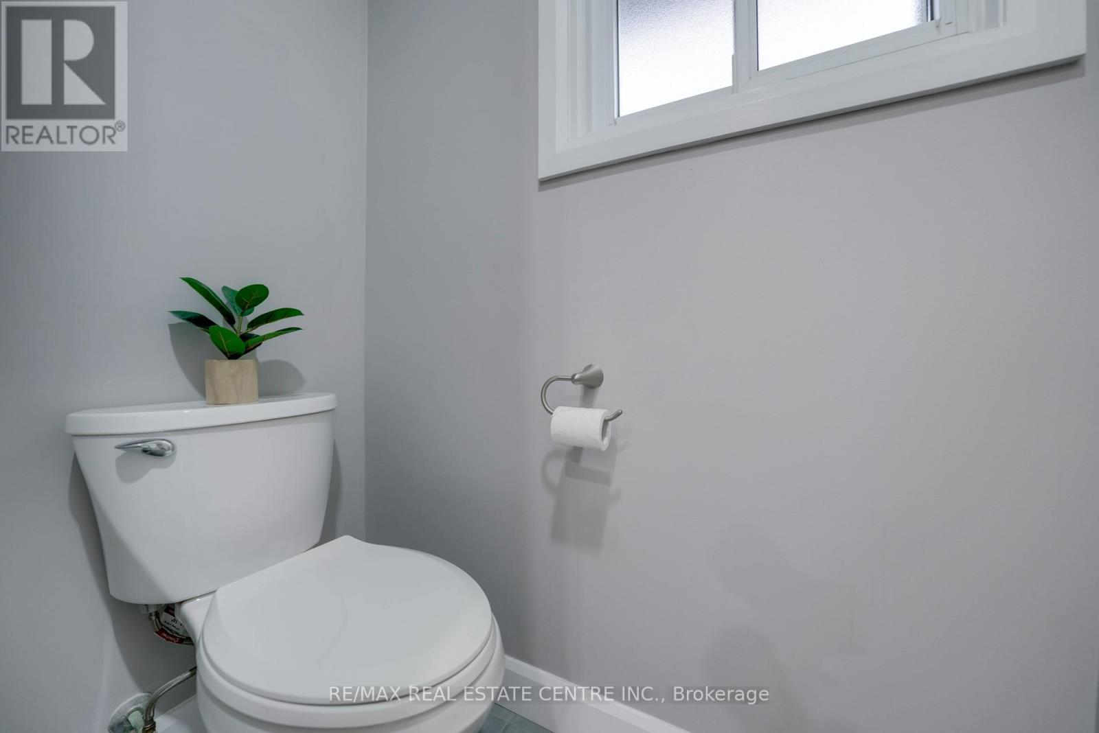 683 Seventh Avenue S, Hamilton, Ontario  L8V 1Z1 - Photo 24 - X13097588