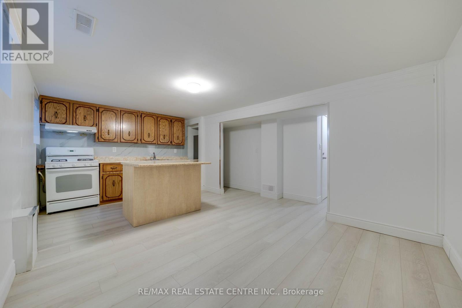 683 Seventh Avenue S, Hamilton, Ontario  L8V 1Z1 - Photo 29 - X13097588