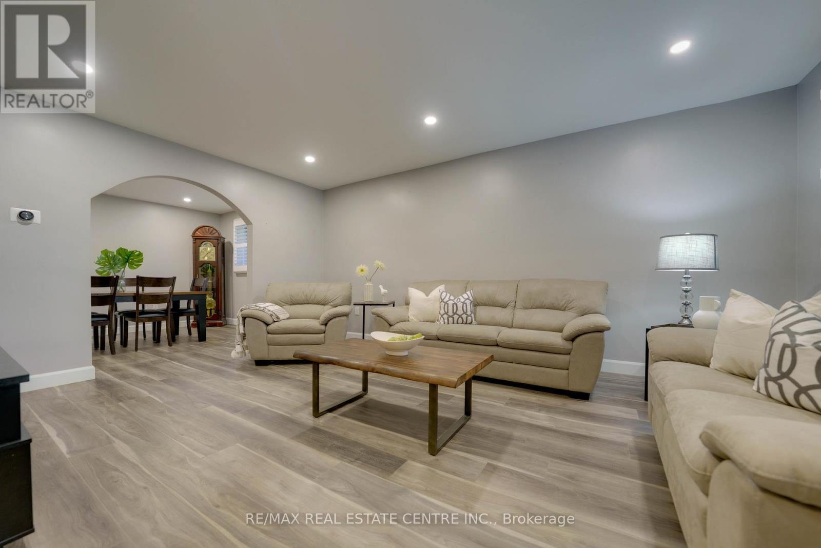 683 Seventh Avenue S, Hamilton, Ontario  L8V 1Z1 - Photo 4 - X13097588