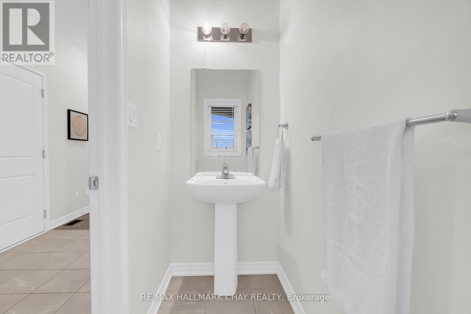 92 Aquasanta Crescent, Hamilton, Ontario  L9B 0J9 - Photo 15 - X13097642