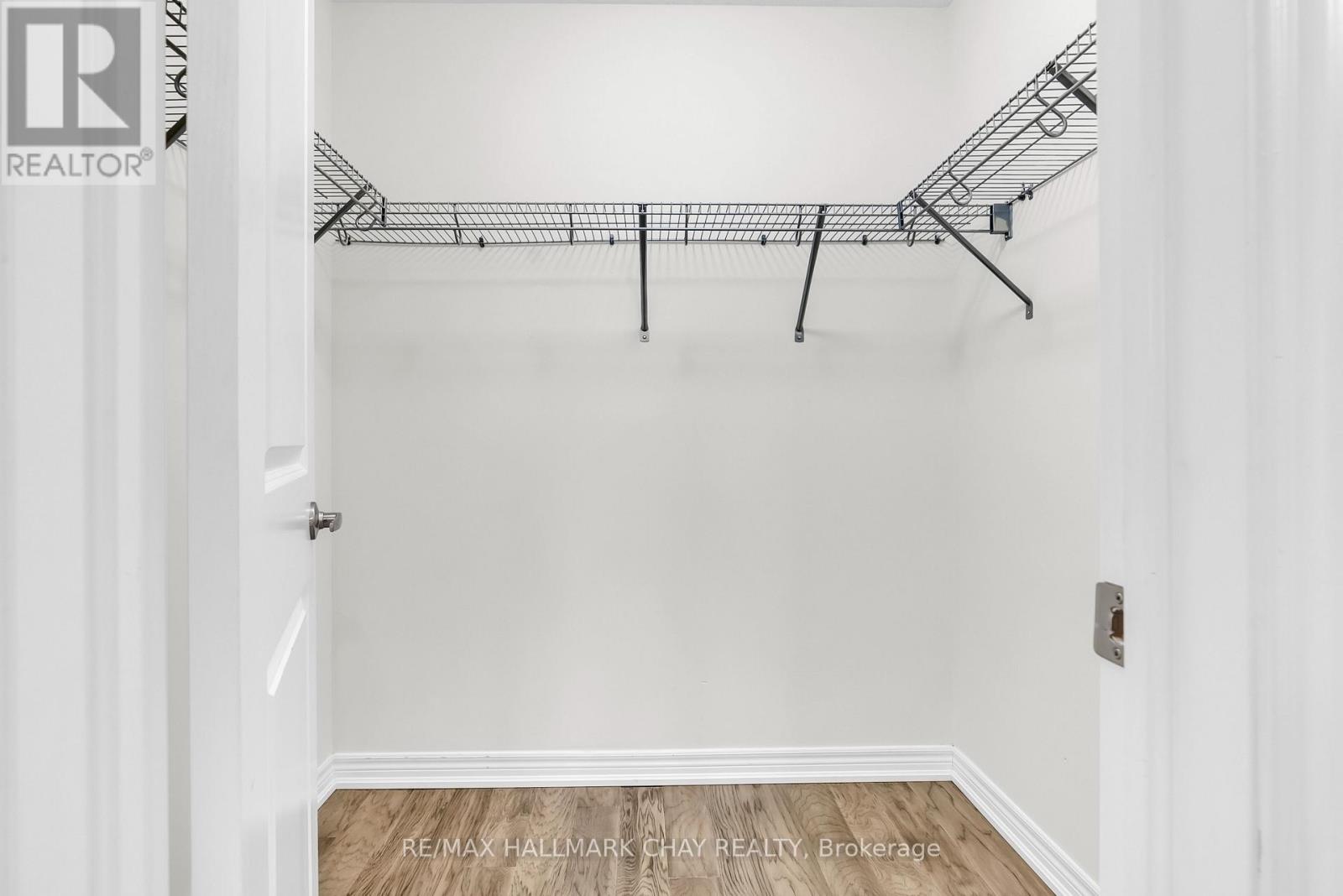 92 Aquasanta Crescent, Hamilton, Ontario  L9B 0J9 - Photo 19 - X13097642