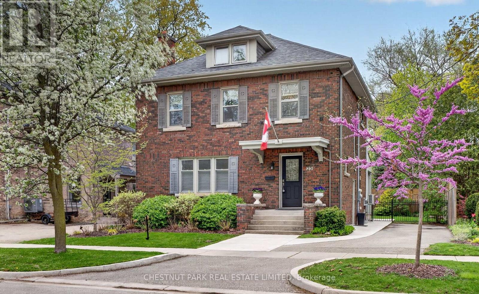 23 MAPLE AVENUE, Brantford, Ontario