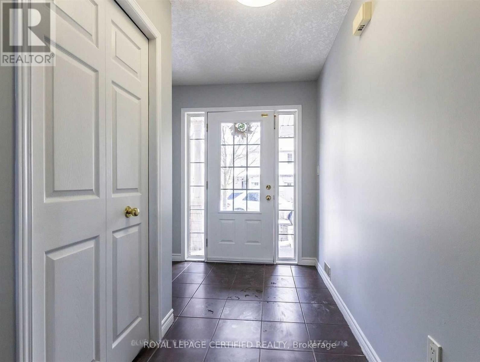 B13 - 85 Bankside Drive, Kitchener, Ontario  N2N 3M4 - Photo 4 - X13097698