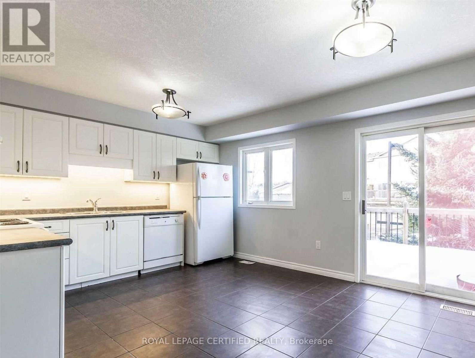 B13 - 85 Bankside Drive, Kitchener, Ontario  N2N 3M4 - Photo 5 - X13097698
