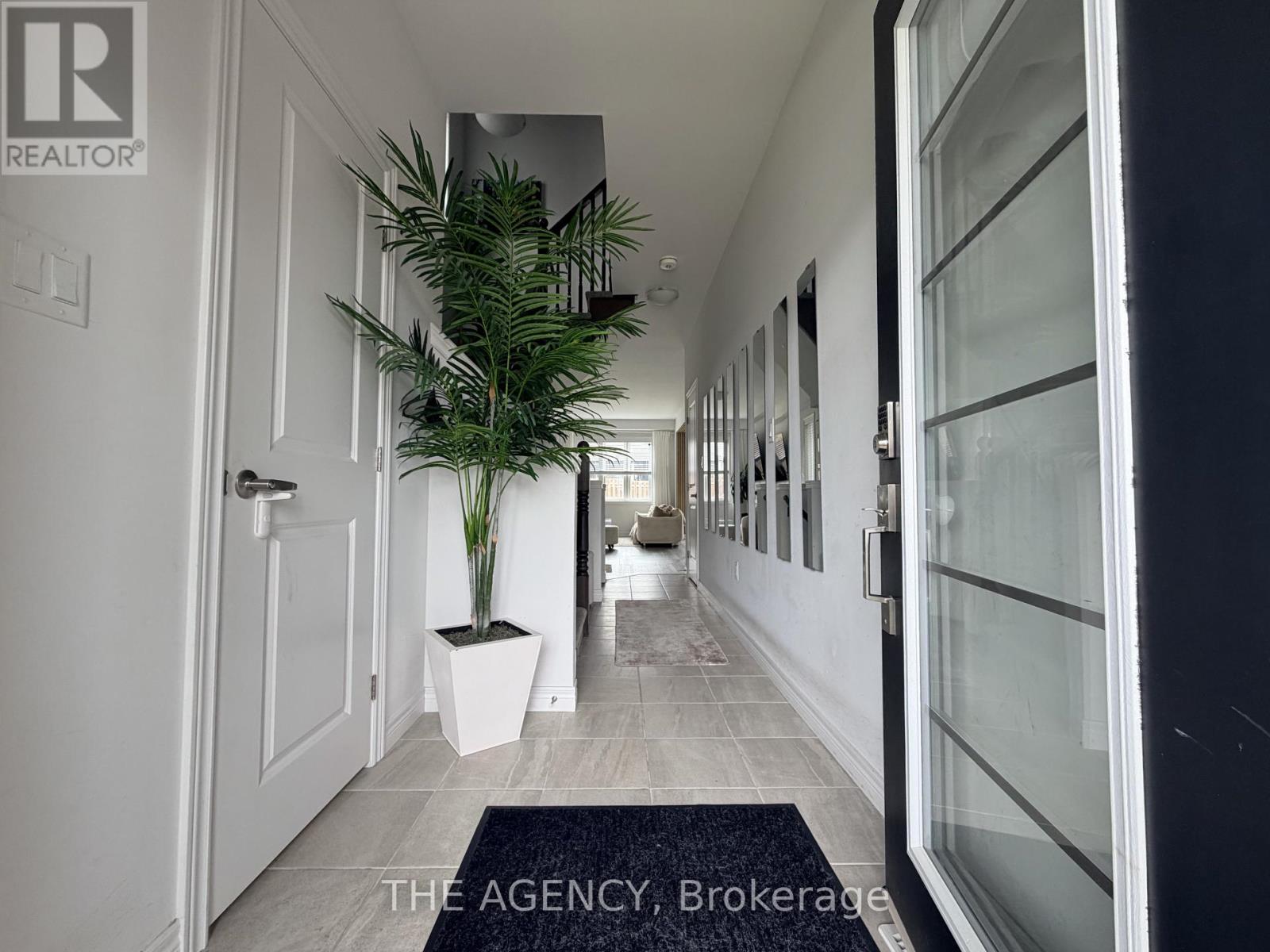 28 Baker Lane, Brant, Ontario  N3L 0J7 - Photo 3 - X13097720