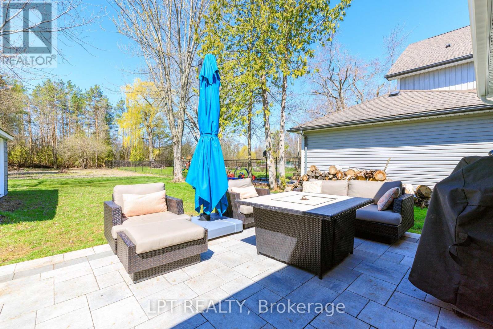 808 Montsell Avenue, Georgina, Ontario  L0E 1S0 - Photo 19 - N12890164