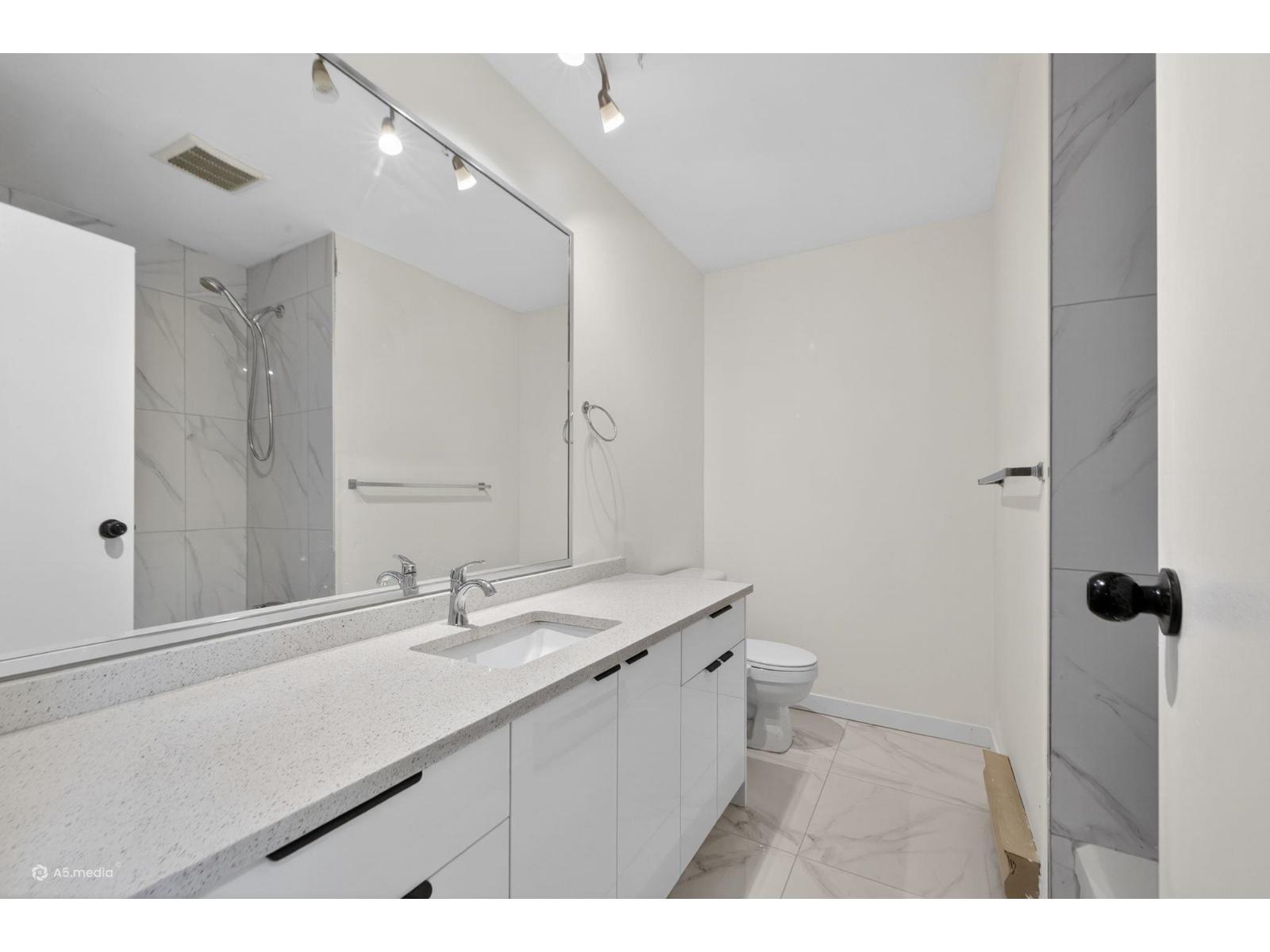 15 2998 Mouat Drive, Abbotsford, British Columbia  V2T 4E6 - Photo 10 - R3120891