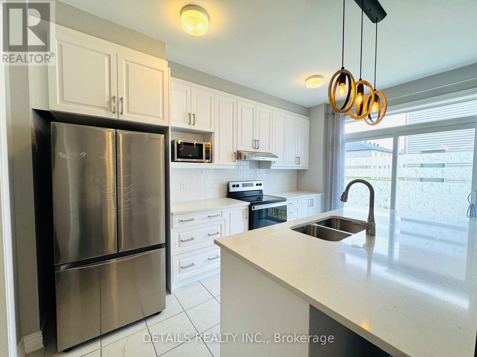557 Flagstaff Drive, Ottawa, Ontario  K2J 6T5 - Photo 12 - X13091544