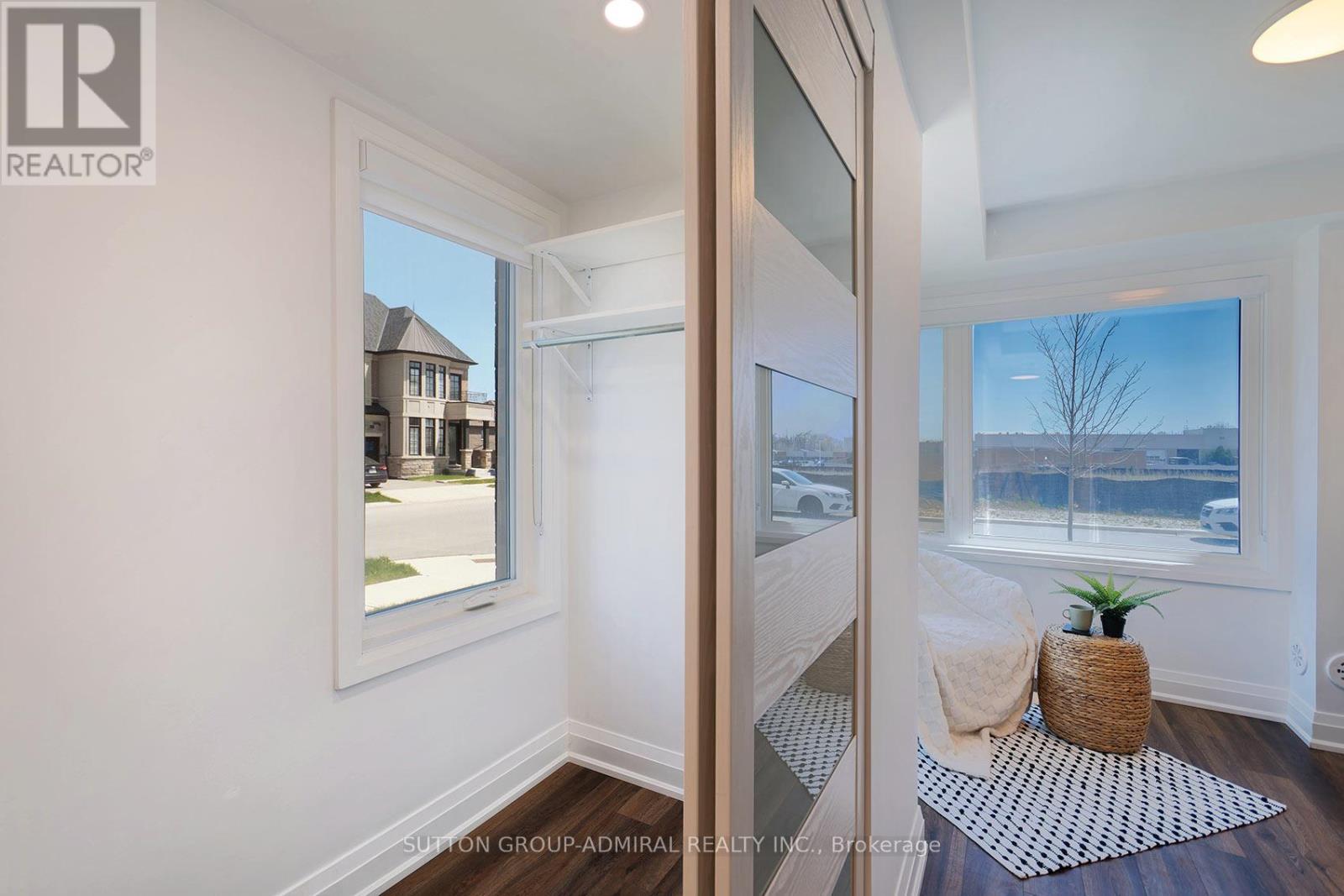 1264 Merton Road, Oakville, Ontario  L6M 5M1 - Photo 6 - W13096000