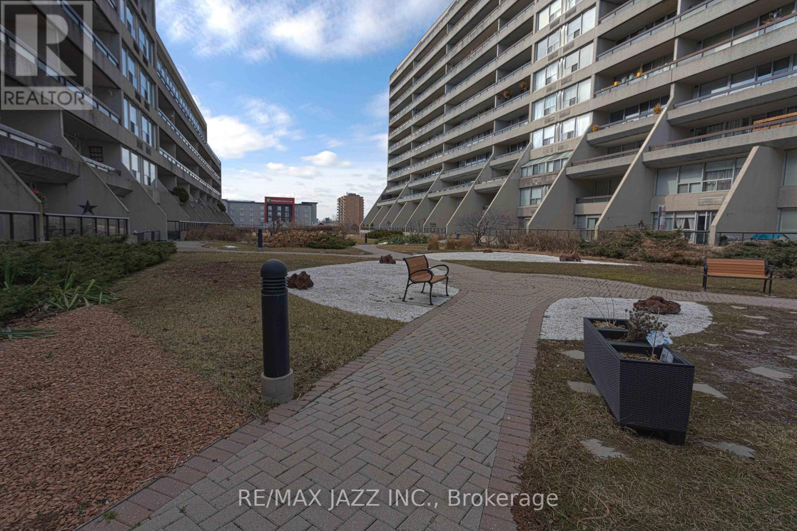 Ph 7 - 55 William Street E, Oshawa, Ontario  L1G 7C9 - Photo 3 - E13098000