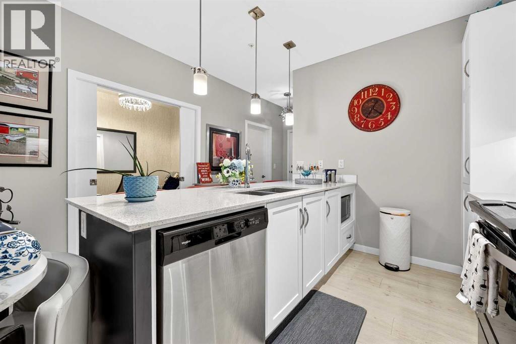 203, 122 Mahogany Centre Se, Calgary, Alberta  T3M 2Y1 - Photo 12 - A2306956