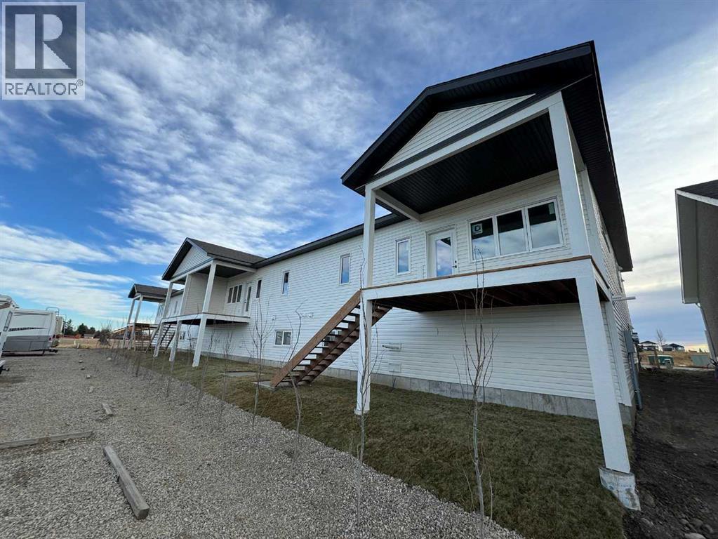 425 Meadowlark Way, Vulcan, Alberta  T0L 2B0 - Photo 3 - A2256909