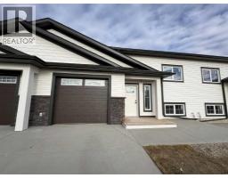 425 Meadowlark Way, Vulcan, Alberta