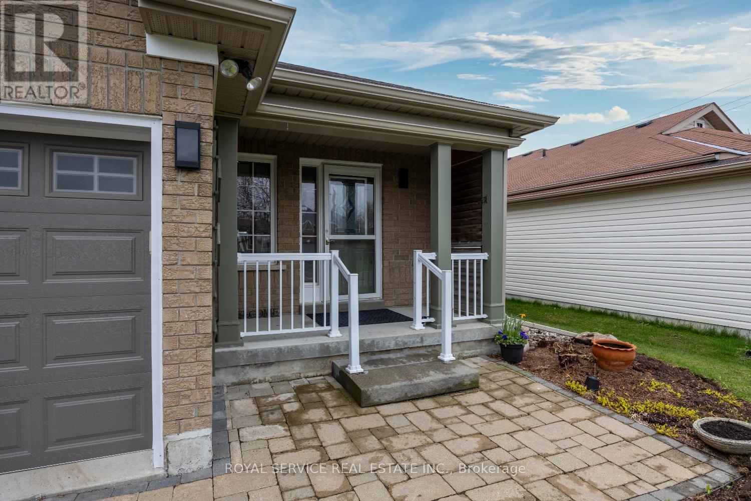 16 Snell Court, Port Hope, Ontario  L1A 0A6 - Photo 4 - X13097800