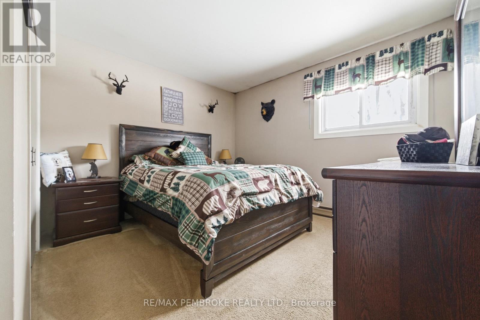 114 Hemlock Street, Petawawa, Ontario  K8H 3C2 - Photo 13 - X12854796
