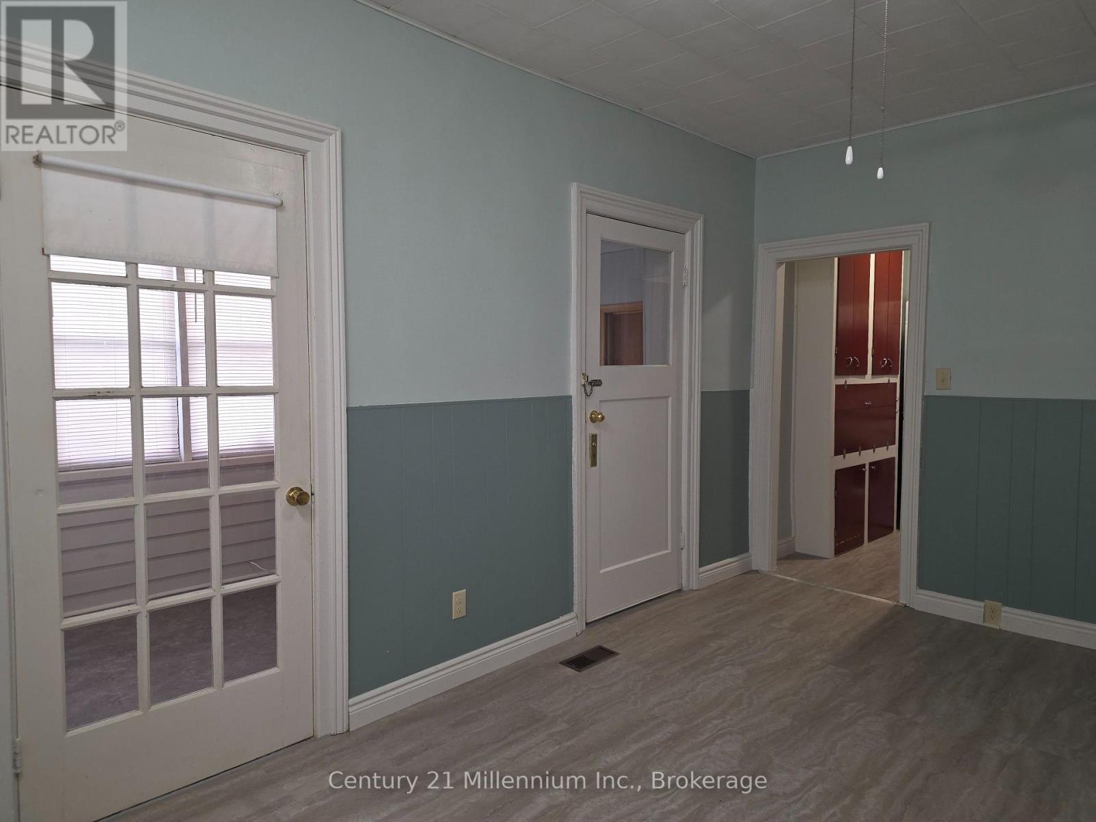 516 Rose Street, Huron-Kinloss, Ontario  N0G 2H0 - Photo 8 - X13097810