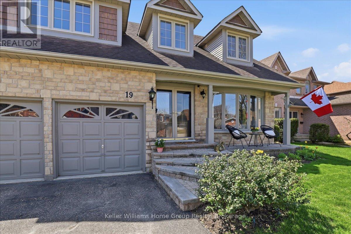 19 Forestview Drive, Cambridge, Ontario  N1T 1V1 - Photo 4 - X13097922