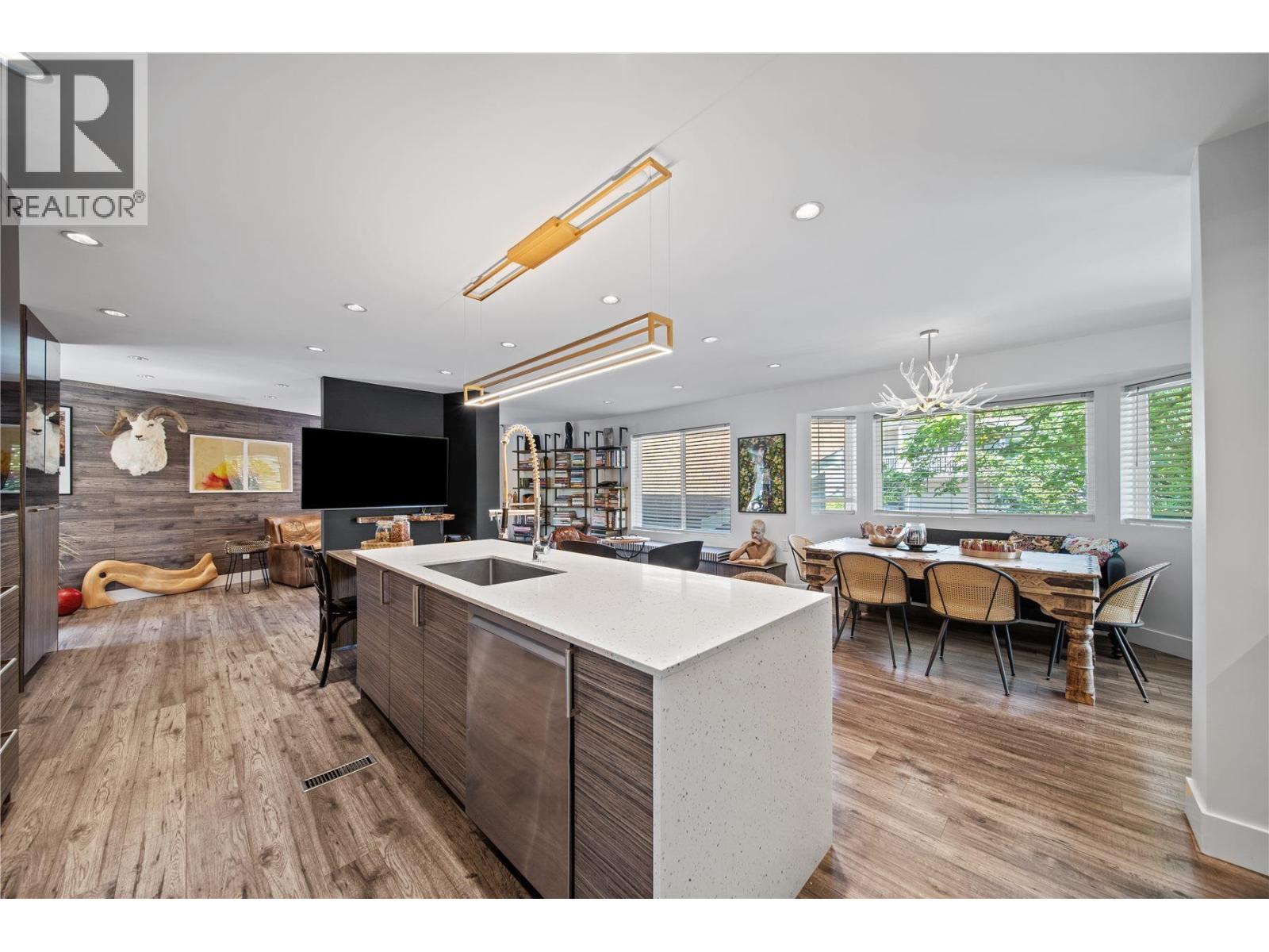 609 Lidster Place, New Westminster, British Columbia  V3L 5E2 - Photo 14 - R3120568