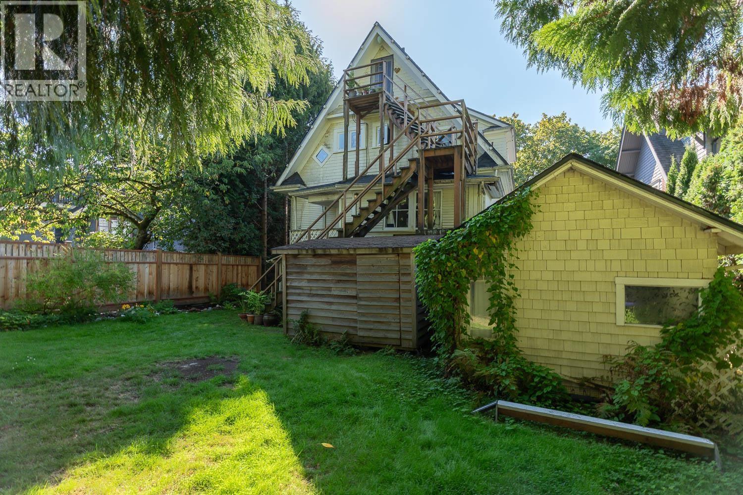2483 W 6th Avenue, Vancouver, British Columbia  V6K 1W2 - Photo 33 - R3120857