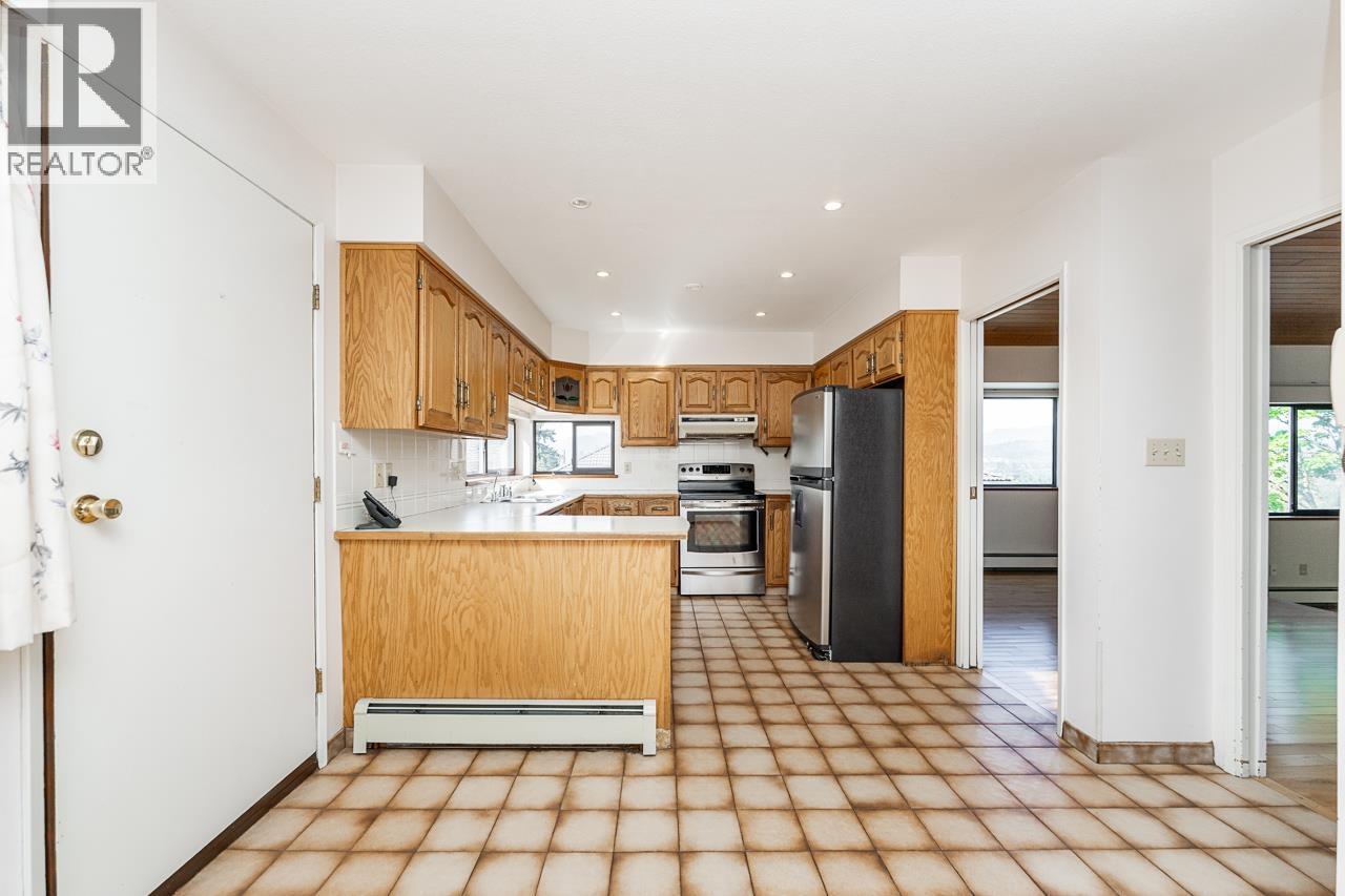 6041 Selma Avenue, Burnaby, British Columbia  V5H 3R1 - Photo 12 - R3120865