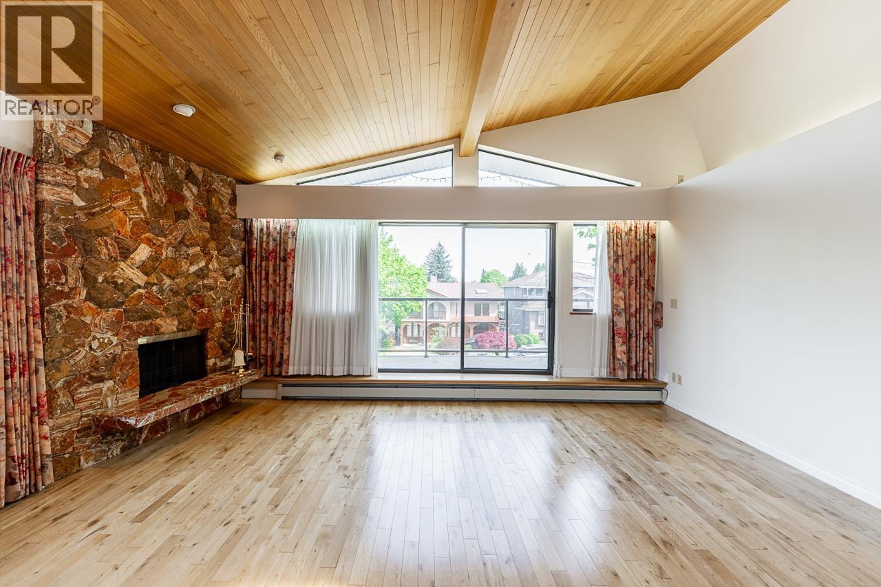 6041 Selma Avenue, Burnaby, British Columbia  V5H 3R1 - Photo 7 - R3120865