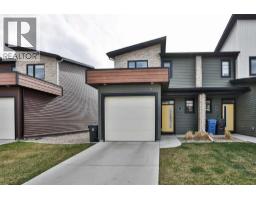 1, 410 Highlands Boulevard W, Lethbridge, Alberta