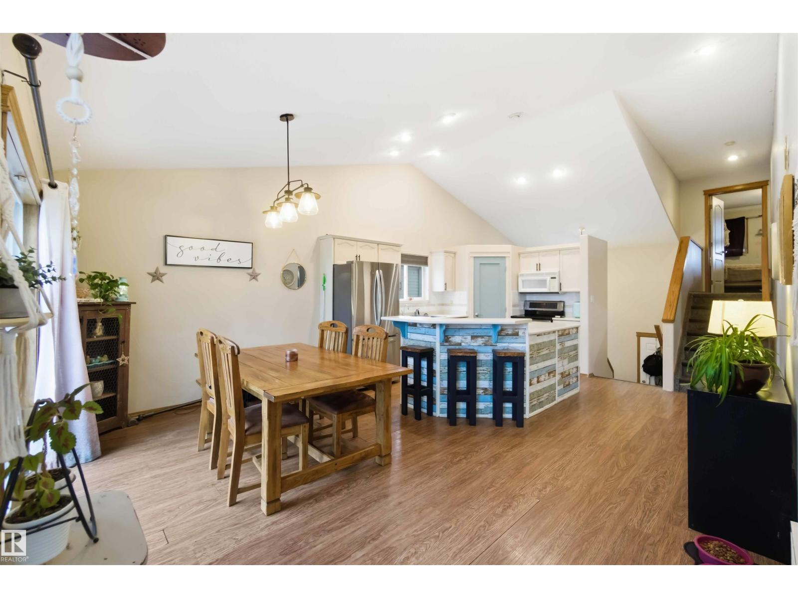 1304 Oakland Cr, Devon, Alberta  T9G 2E6 - Photo 11 - E4473984