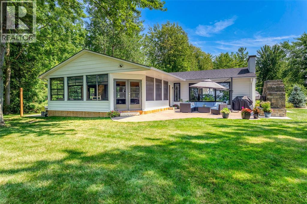 5168 Lakeshore Road, Plympton-Wyoming, Ontario  N0N 1J6 - Photo 35 - 25013568