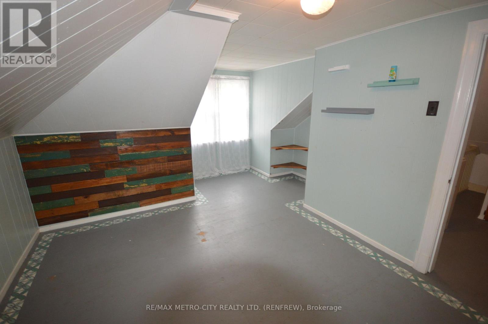143 Munroe Avenue W, Renfrew, Ontario  K7V 3L2 - Photo 11 - X13097972
