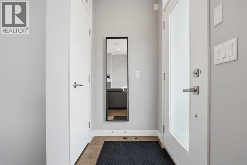2, 308 11 Avenue Ne, Calgary, Alberta  T2E 0Z1 - Photo 3 - A2308641