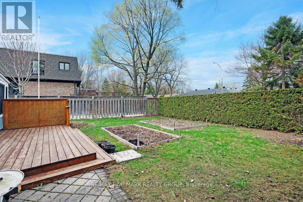 2003 Hollybrook Crescent, Ottawa, Ontario  K1J 7Y4 - Photo 39 - X13097820