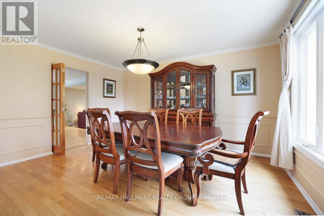 2003 Hollybrook Crescent, Ottawa, Ontario  K1J 7Y4 - Photo 9 - X13097820