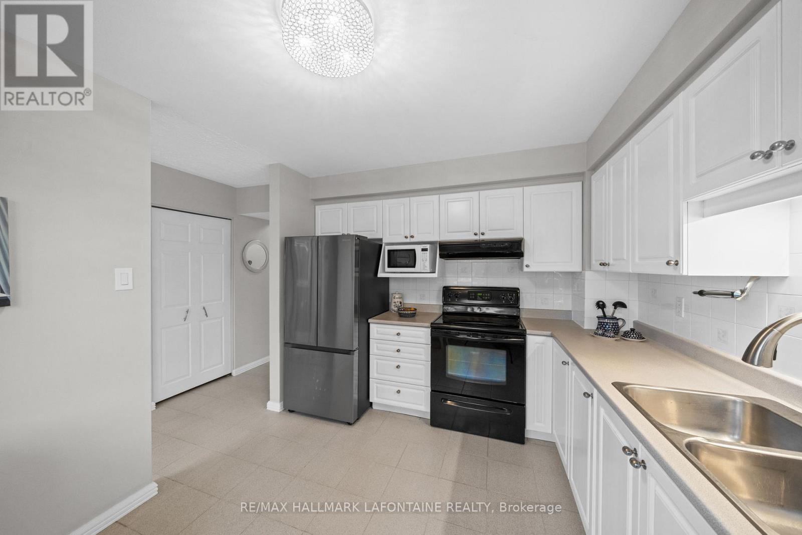 1164 Morrison Drive, Ottawa, Ontario  K2H 7L3 - Photo 10 - X13097904