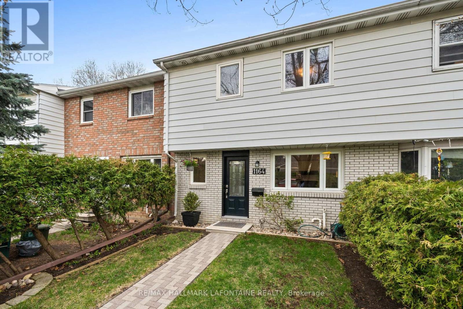 1164 Morrison Drive, Ottawa, Ontario  K2H 7L3 - Photo 3 - X13097904