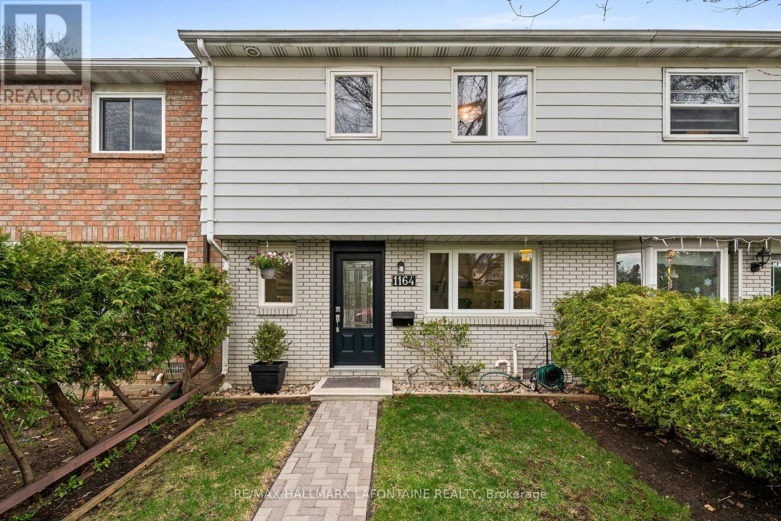 1164 Morrison Drive, Ottawa, Ontario  K2H 7L3 - Photo 4 - X13097904