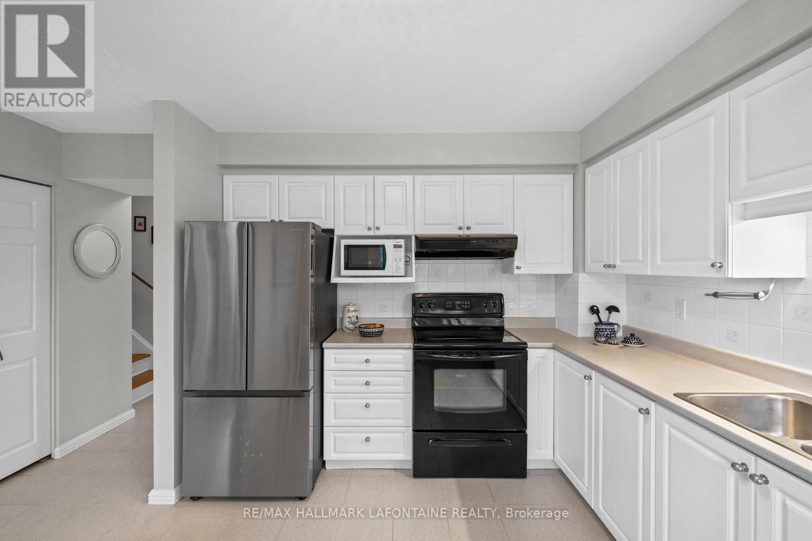 1164 Morrison Drive, Ottawa, Ontario  K2H 7L3 - Photo 9 - X13097904