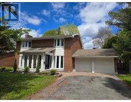 19 KINGSFORD CRESCENT, Ottawa, Ontario