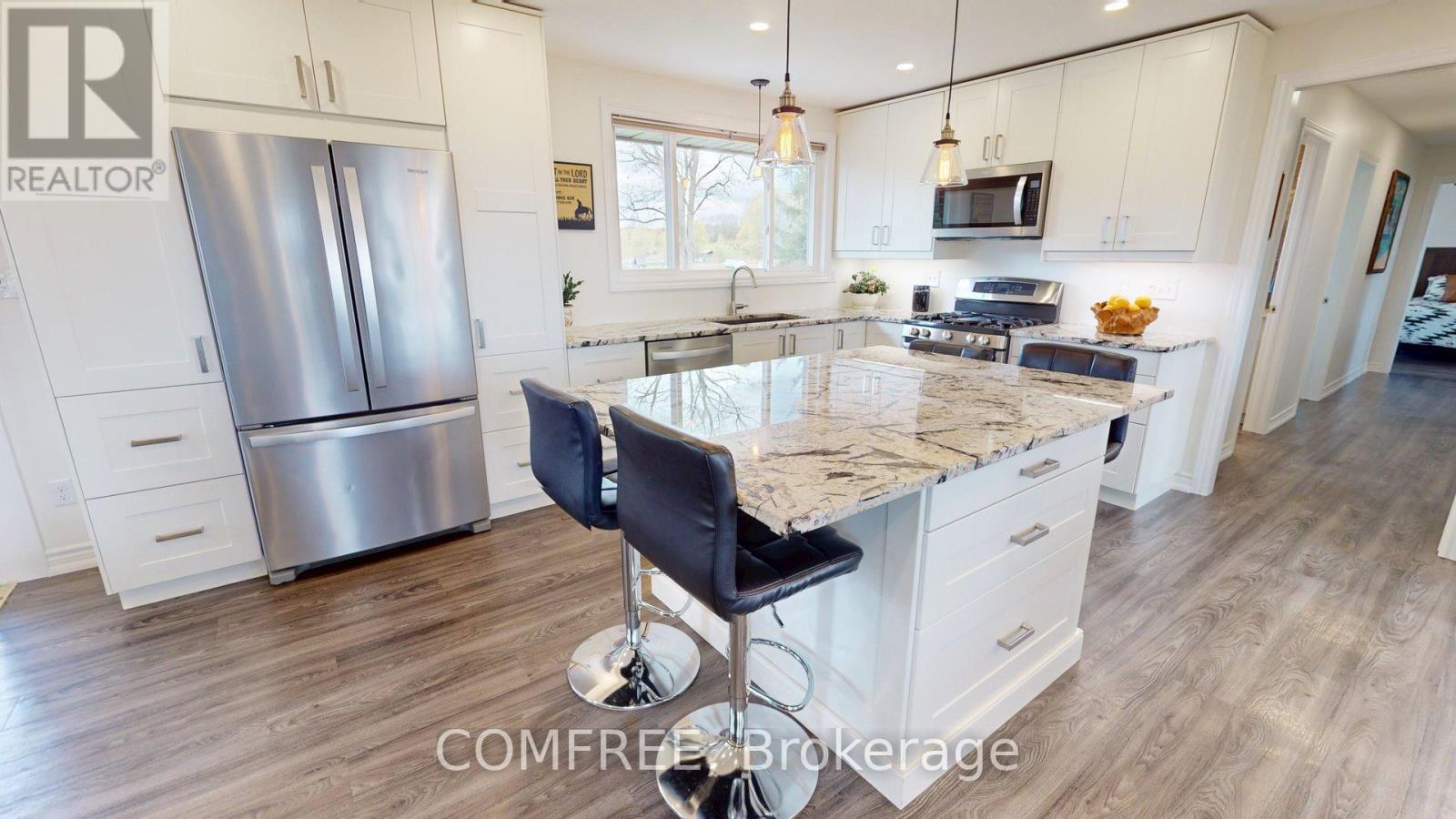 15 Orkney Road, Hamilton, Ontario  L0R 1T0 - Photo 2 - X13097948