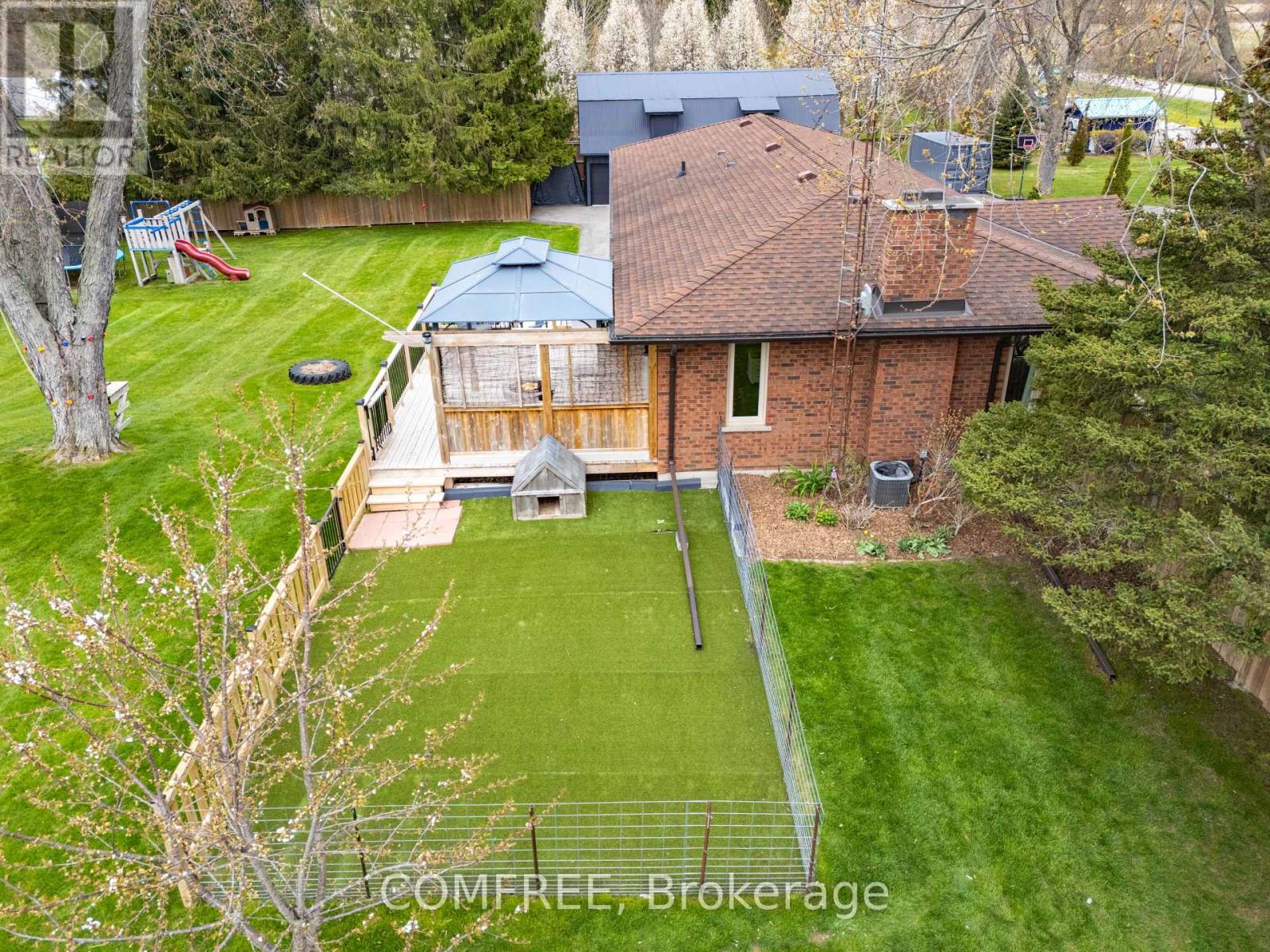 15 Orkney Road, Hamilton, Ontario  L0R 1T0 - Photo 39 - X13097948