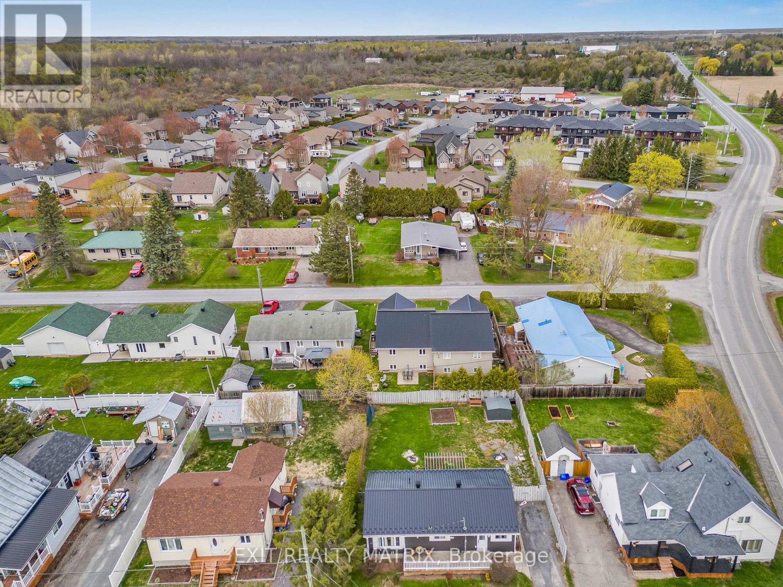 B - 2 Gloss Street, North Stormont, Ontario  K0A 1R0 - Photo 32 - X13097958