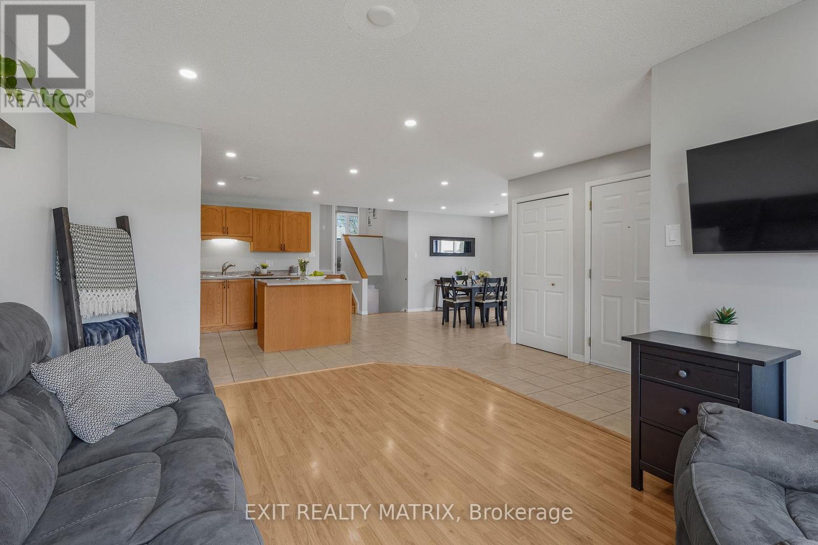 B - 2 Gloss Street, North Stormont, Ontario  K0A 1R0 - Photo 6 - X13097958