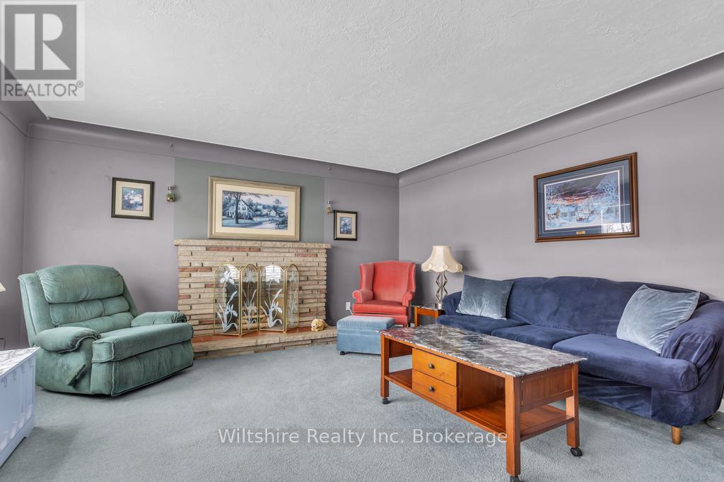 159 Lisgar Avenue, Tillsonburg, Ontario  N4G 3L5 - Photo 3 - X13097824