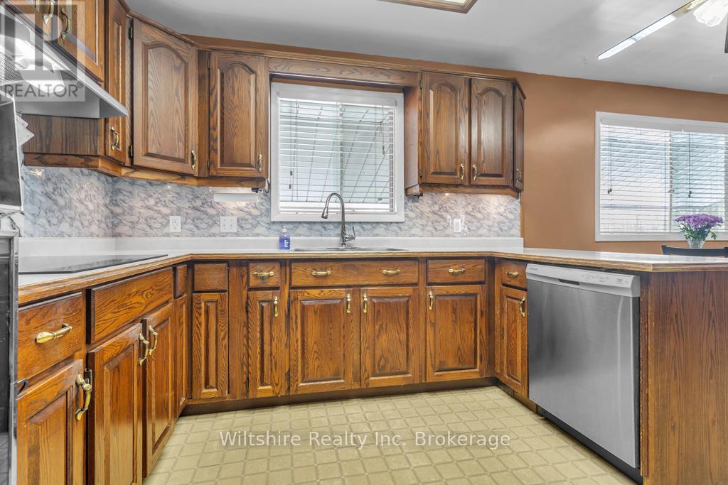 159 Lisgar Avenue, Tillsonburg, Ontario  N4G 3L5 - Photo 5 - X13097824