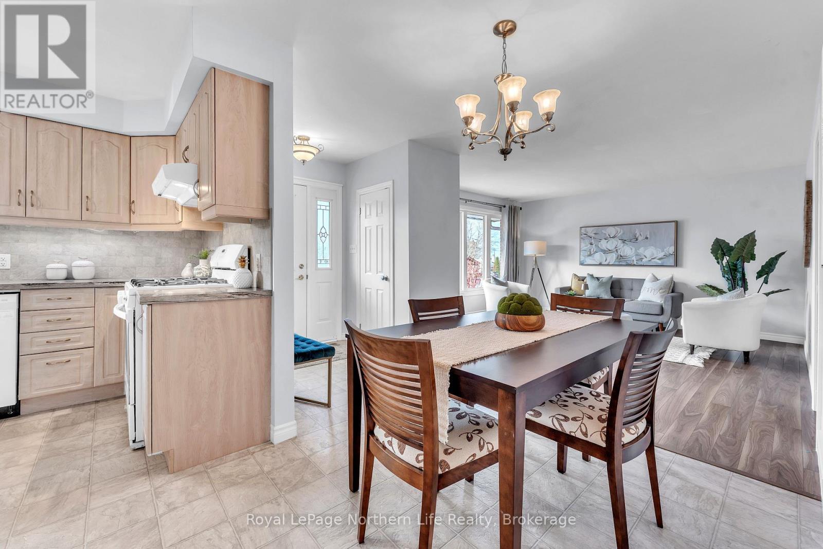 348 Norwood Avenue, North Bay, Ontario  P1B 5E4 - Photo 7 - X13097976