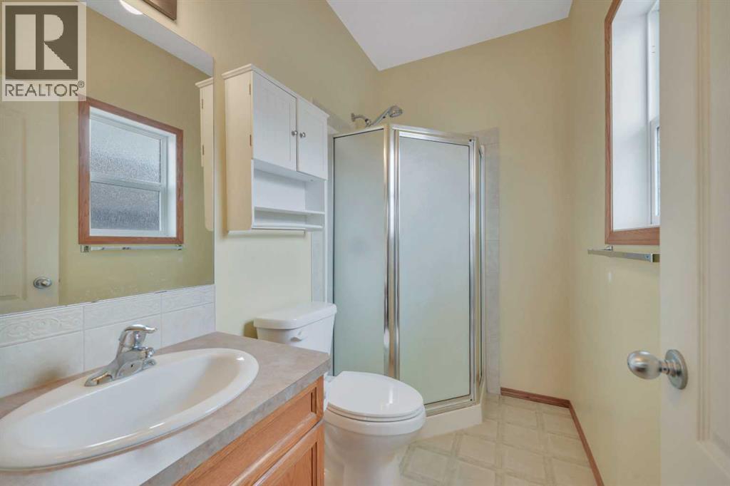 191 Inglewood Drive, Red Deer, Alberta  T4R 3S3 - Photo 16 - A2288562