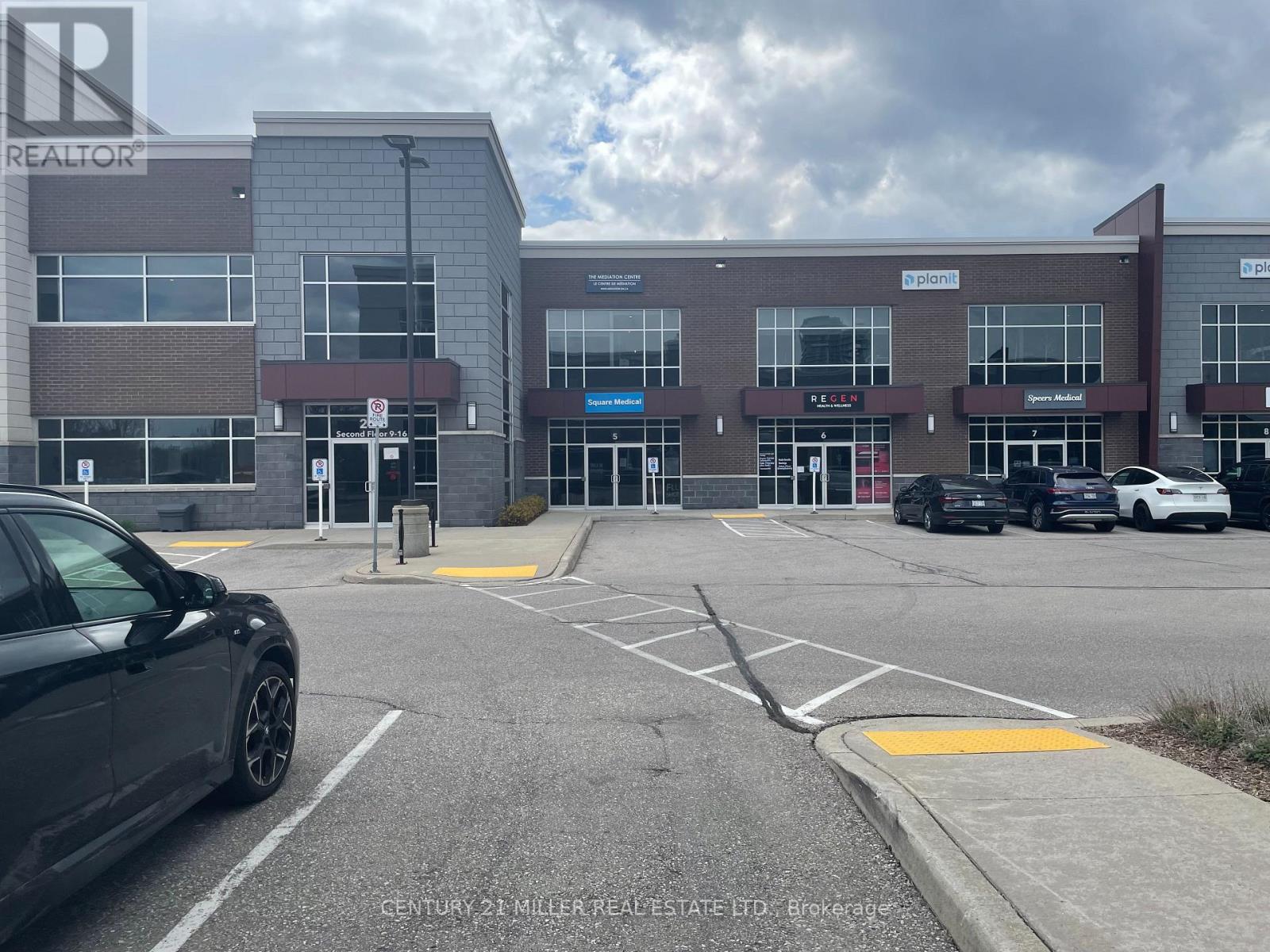 14 - 225 SPEERS ROAD, Oakville, Ontario