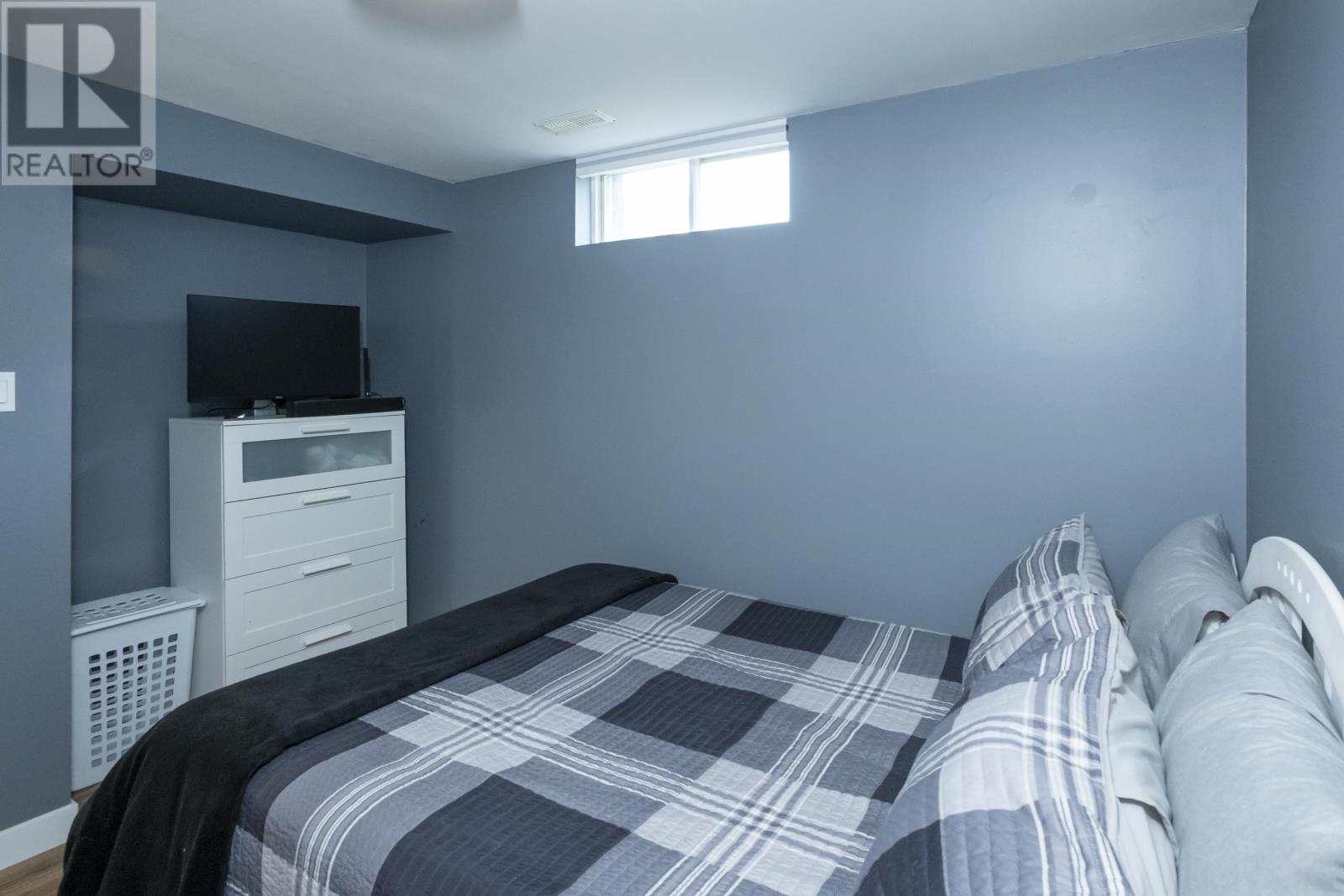 427 Frontenac Bay, Thunder Bay, Ontario  P7C 1M5 - Photo 40 - TB2600943