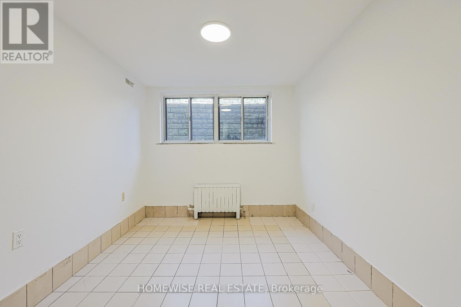 102 - 2208 Dufferin Street, Toronto, Ontario  M6E 3R8 - Photo 7 - W13096970