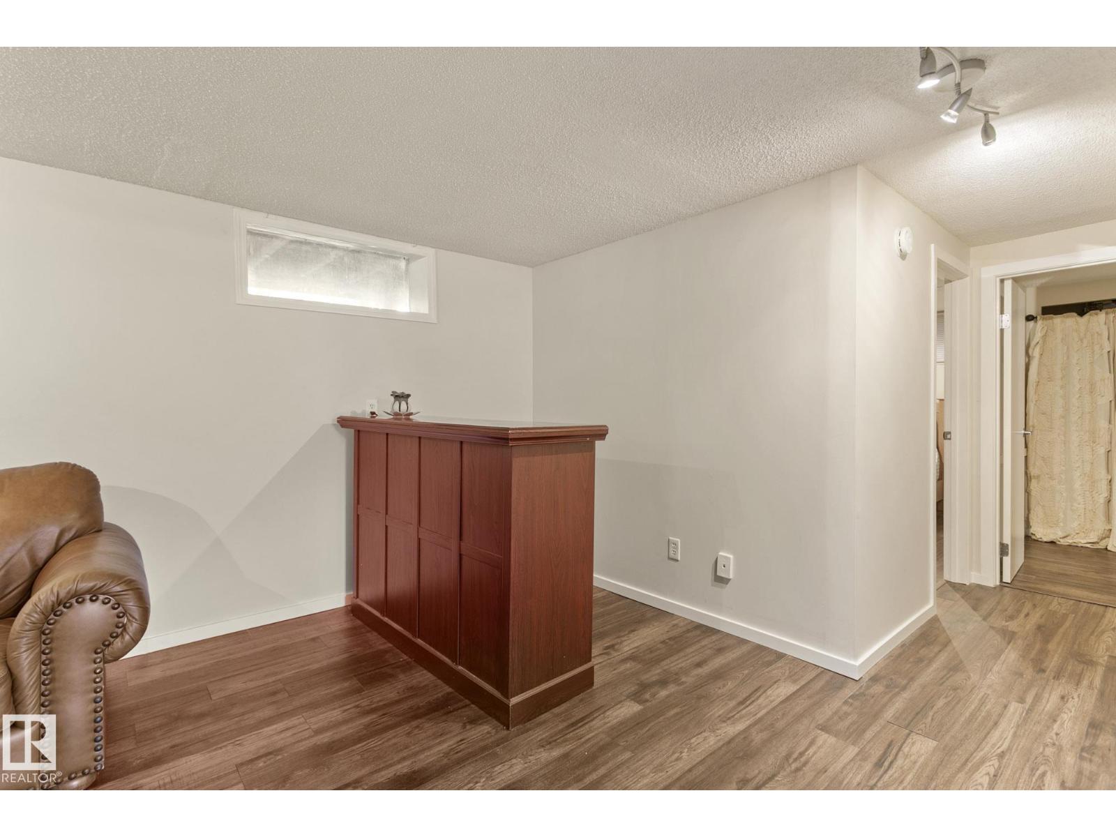 9203 76 St Nw, Edmonton, Alberta  T6C 2K4 - Photo 25 - E4486313