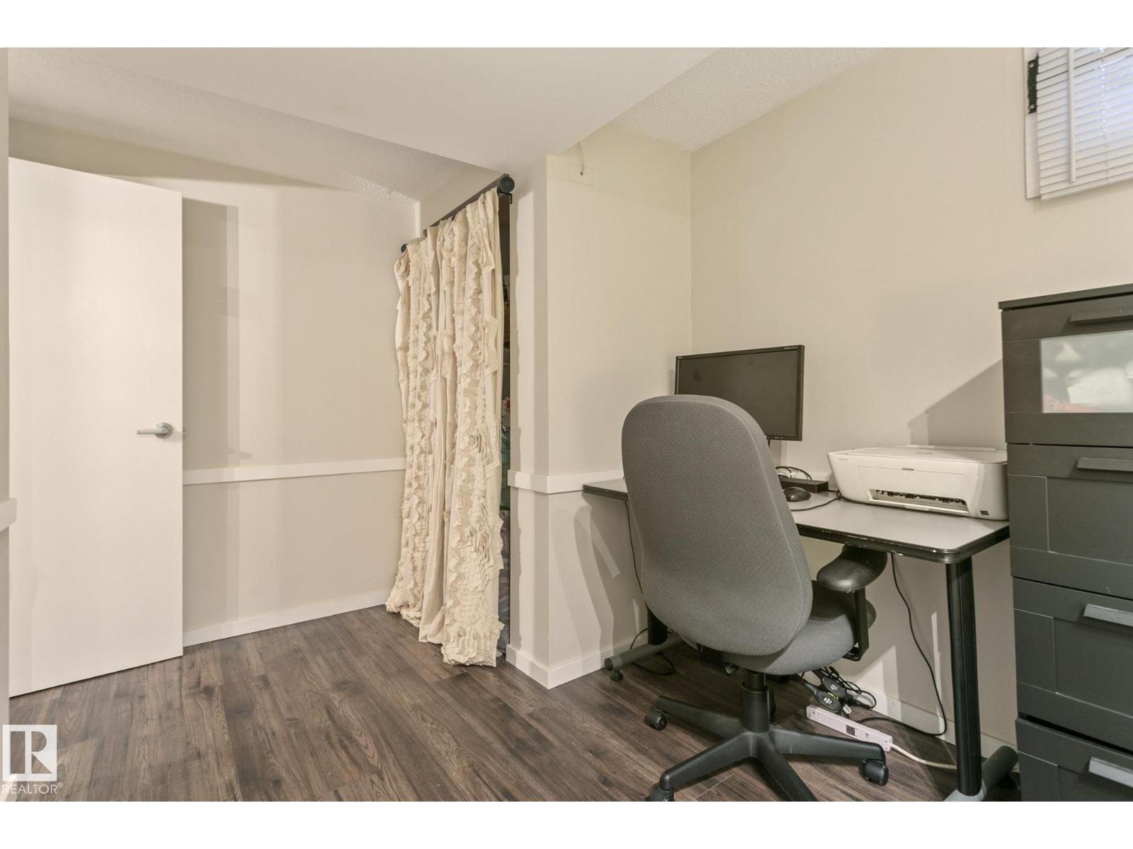 9203 76 St Nw, Edmonton, Alberta  T6C 2K4 - Photo 29 - E4486313